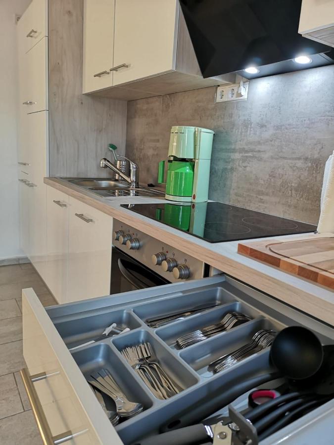 Appartement Modern Wohnen I Parkplatz I Wlan I Netflix I Balkon I 6 Schlafplaetze à Bad Oeynhausen Extérieur photo