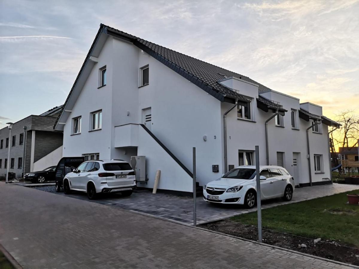 Appartement Modern Wohnen I Parkplatz I Wlan I Netflix I Balkon I 6 Schlafplaetze à Bad Oeynhausen Extérieur photo