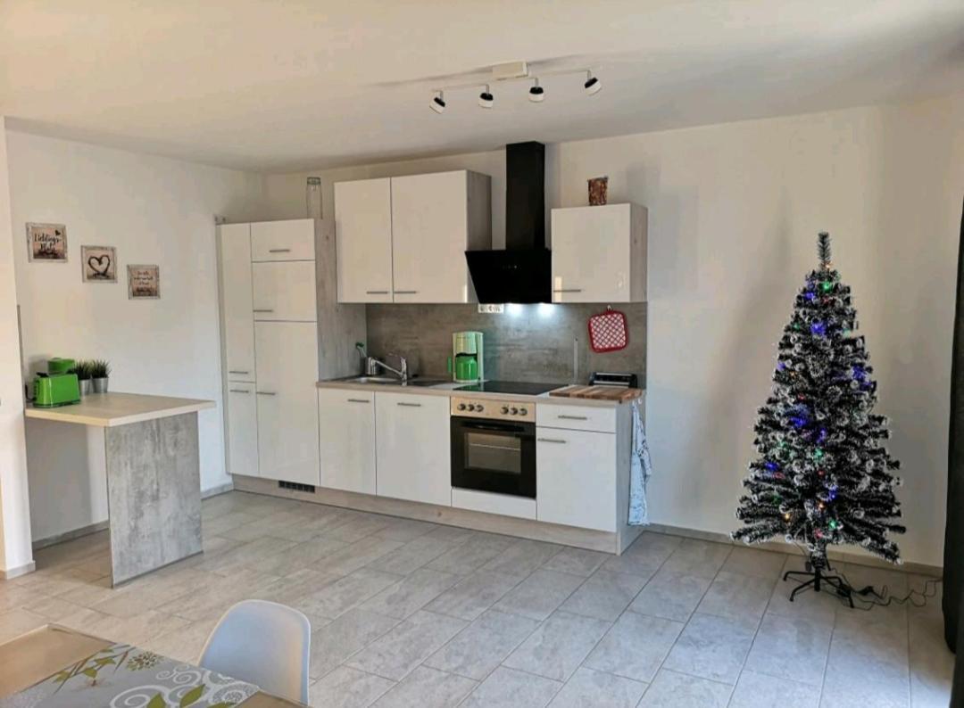 Appartement Modern Wohnen I Parkplatz I Wlan I Netflix I Balkon I 6 Schlafplaetze à Bad Oeynhausen Extérieur photo